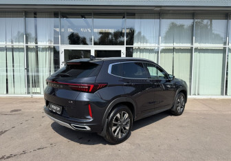 Подержанный автомобиль Exeed LX 2024 года (5 фото)