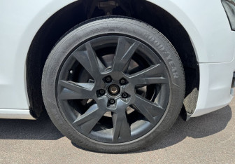 Подержанный автомобиль Audi A5 Liftback 2010 года (12 фото)