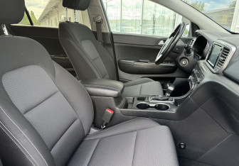 Подержанный автомобиль Kia Sportage 2019 года (10 фото)
