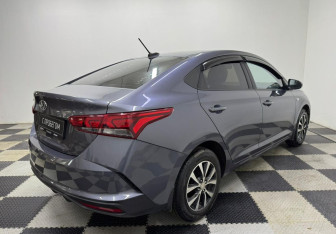 Подержанный автомобиль Hyundai Solaris Sedan 2021 года (5 фото)