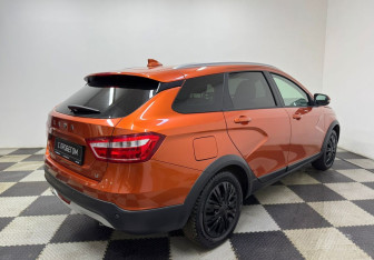 Подержанный автомобиль LADA (ВАЗ) Vesta Wagon 2018 года (5 фото)