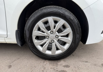 Подержанный автомобиль Hyundai Solaris Sedan 2019 года (12 фото)