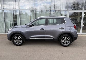 Подержанный автомобиль Chery Tiggo 4 2022 года (8 фото)