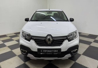 Подержанный автомобиль Renault Logan Sedan 2022 года (2 фото)