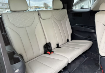 Подержанный автомобиль Hyundai Palisade 2021 года (11 фото)