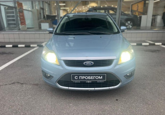 Подержанный автомобиль Ford Focus Hatchback 2008 года (3 фото)