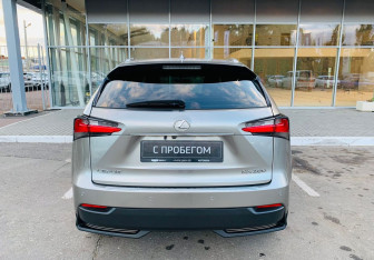 Подержанный автомобиль Lexus NX 2015 года (6 фото)