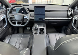 Подержанный автомобиль Jaecoo J7 2024 года (9 фото)