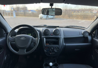 Подержанный автомобиль LADA (ВАЗ) Granta Sedan 2012 года (9 фото)