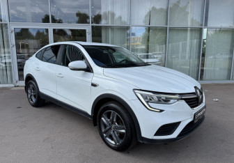 Подержанный автомобиль Renault Arkana 2021 года (3 фото)