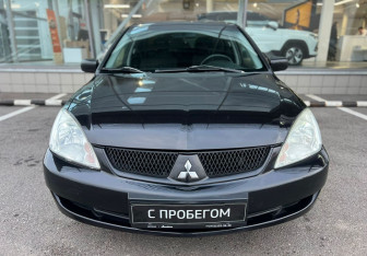 Подержанный автомобиль Mitsubishi Lancer Sedan 2006 года (2 фото)