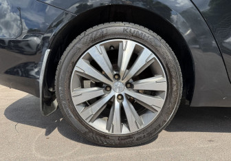 Подержанный автомобиль Citroen C4 Sedan 2016 года (12 фото)