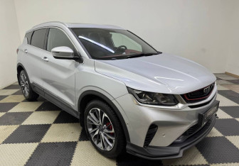 Подержанный автомобиль Geely Coolray 2021 года (3 фото)