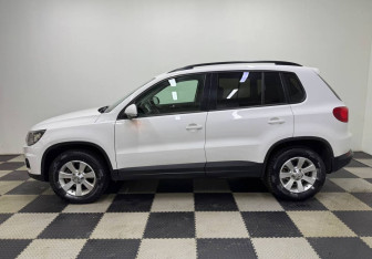 Подержанный автомобиль Volkswagen Tiguan 2013 года (8 фото)