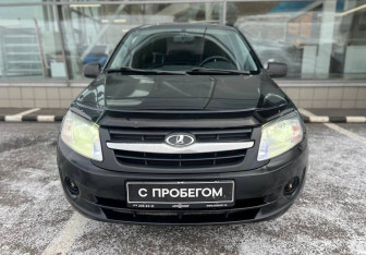 Подержанный автомобиль LADA (ВАЗ) Granta Sedan 2012 года (2 фото)