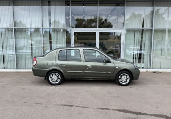 Подержанный автомобиль Renault Symbol 2008 года (4 фото)
