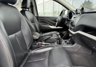 Подержанный автомобиль DongFeng DF6 2022 года (10 фото)