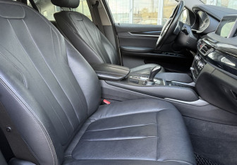 Подержанный автомобиль BMW X6 2019 года (10 фото)