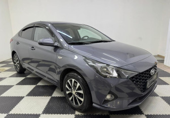 Подержанный автомобиль Hyundai Solaris Sedan 2021 года (3 фото)