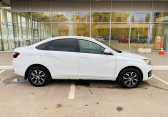 Подержанный автомобиль LADA (ВАЗ) Vesta Sedan 2024 года (4 фото)