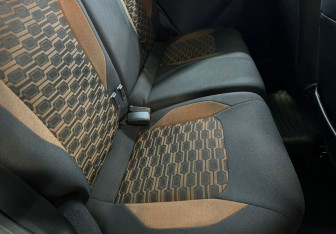 Подержанный автомобиль LADA (ВАЗ) Granta Wagon 2020 года (11 фото)