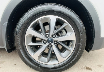 Подержанный автомобиль Kia Sorento 2019 года (12 фото)