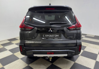 Подержанный автомобиль Mitsubishi Xpander 2022 года (6 фото)