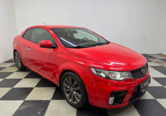 Подержанный автомобиль Kia Cerato Coupe 2011 года (3 фото)