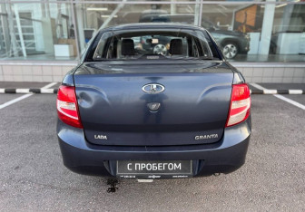 Подержанный автомобиль LADA (ВАЗ) Granta Sedan 2012 года (6 фото)