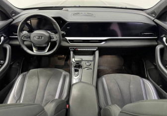 Подержанный автомобиль Geely Monjaro 2024 года (9 фото)