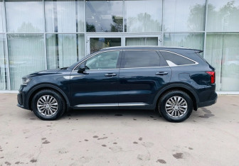Подержанный автомобиль Kia Sorento 2020 года (8 фото)