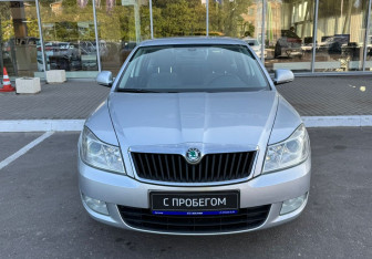 Подержанный автомобиль Skoda Octavia Wagon 2011 года (2 фото)