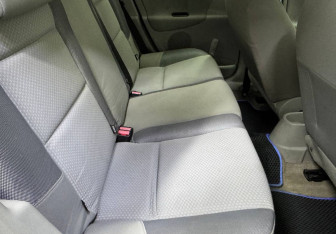 Подержанный автомобиль Peugeot 207 Hatchback 2010 года (11 фото)