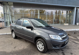 Подержанный автомобиль LADA (ВАЗ) Granta Sedan 2017 года (3 фото)