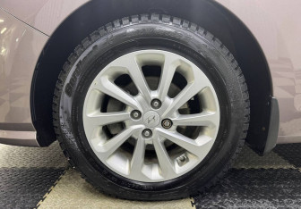 Подержанный автомобиль Hyundai Solaris Sedan 2021 года (12 фото)