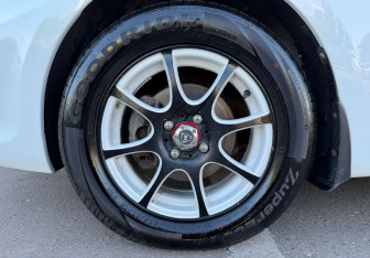 Подержанный автомобиль Hyundai Solaris Sedan 2014 года (12 фото)