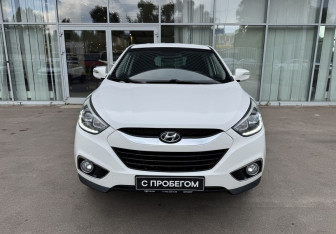 Подержанный автомобиль Hyundai ix35 2014 года (2 фото)
