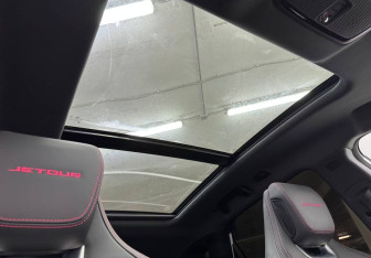 Подержанный автомобиль Jetour Dashing 2023 года (12 фото)