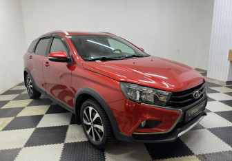 Подержанный автомобиль LADA (ВАЗ) Vesta Wagon 2021 года (3 фото)