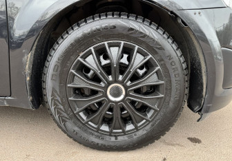 Подержанный автомобиль Chevrolet Aveo Sedan 2012 года (12 фото)