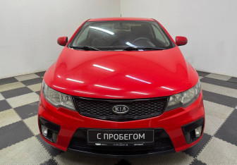 Подержанный автомобиль Kia Cerato Coupe 2011 года (2 фото)