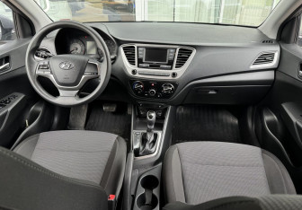 Подержанный автомобиль Hyundai Solaris Sedan 2020 года (9 фото)