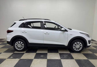 Подержанный автомобиль Kia Rio Hatchback 2019 года (4 фото)