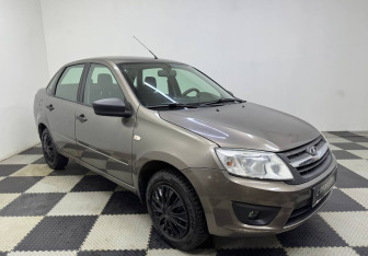 Подержанный автомобиль LADA (ВАЗ) Granta Sedan 2018 года (3 фото)
