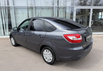 Подержанный автомобиль LADA (ВАЗ) Granta Liftback 2021 года (7 фото)