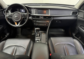 Подержанный автомобиль Kia Optima Sedan 2018 года (10 фото)