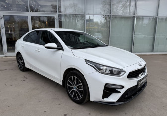 Подержанный автомобиль Kia Cerato Sedan 2020 года (3 фото)