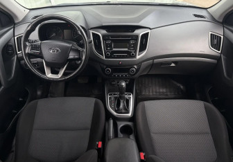 Подержанный автомобиль Hyundai Creta 2017 года (9 фото)