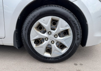 Подержанный автомобиль Hyundai Solaris Sedan 2014 года (12 фото)