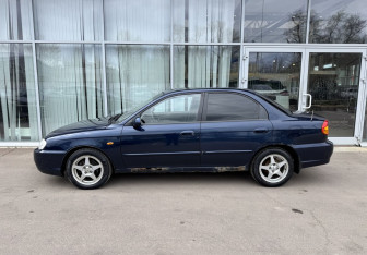 Подержанный автомобиль Kia Spectra Sedan 2007 года (8 фото)